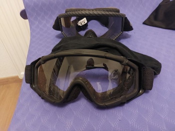 Bild 3 für Pack complet Airsoft TR4 18 Light avec accessoires