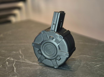 Imagen 2 de M4/M16 | 2300rds | AEG | Drum Magazijn | Manual Winding | G&G