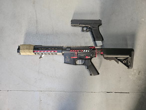 Image pour Glock Gen 17 + Upgraded M4 + 3 MAGS