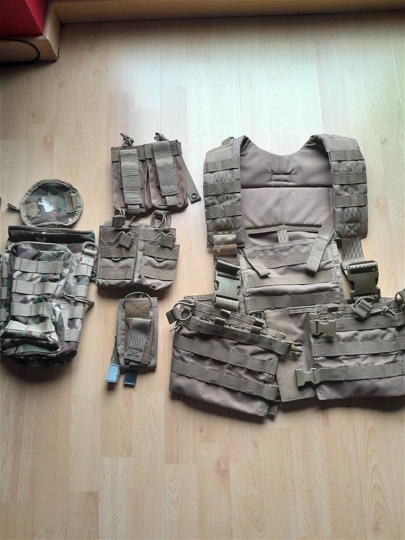 Image 1 for Condor tactical vest + midcap pouches en hpa rugzak