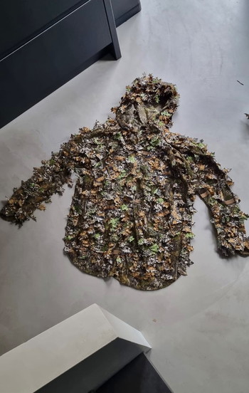 Image 3 pour Onzichtbaar op het veld met deze modulaire ghillie set