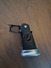 Hi capa aluminium grip képe