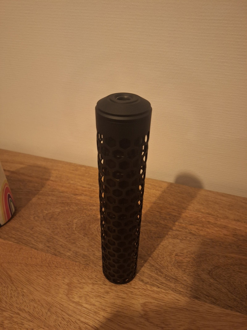 Image 1 pour Action army t10 hive silencer