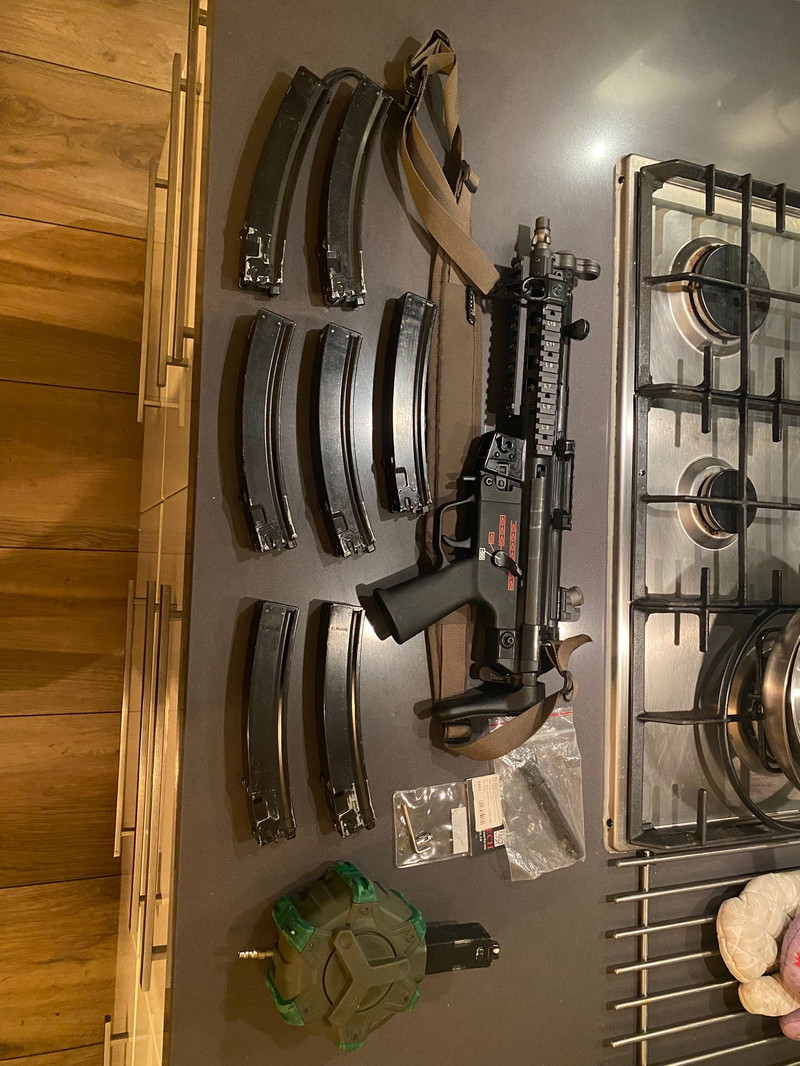 Bild 1 für GBB MP5 met 7 mags en drum mag