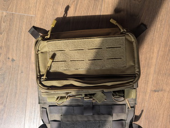 Bild 2 für Invader Gear Tac Vest met Side insert en Pouches