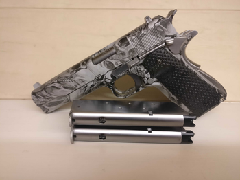 Imagen 3 de Armorer Works Custom Skull Double Barrel 1911.