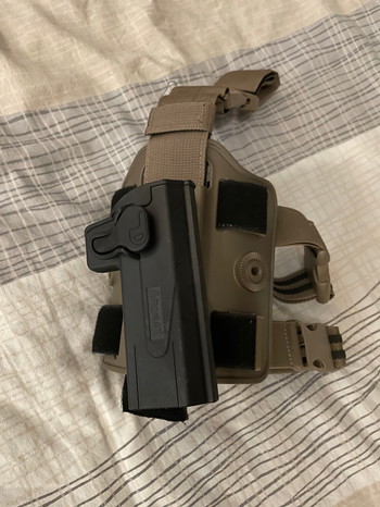 Imagen 3 de SSP1 met 3 mags, 90x CO2 capsules en accessoires (holtster, bb's, ...)