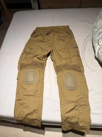 Bild 2 für Invader gear shirt + broek