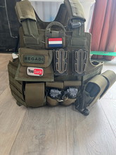 Afbeelding van Tactical vest met pouches, in goede staat!