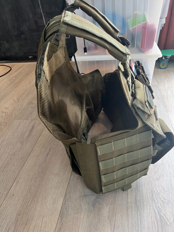 Afbeelding 3 van Tactical vest met pouches, in goede staat!