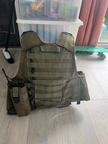 Afbeelding 5 van Tactical vest met pouches, in goede staat!