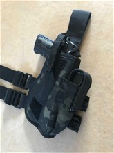 Image for Pistol leg holster | Quick draw met magpouch | black camo