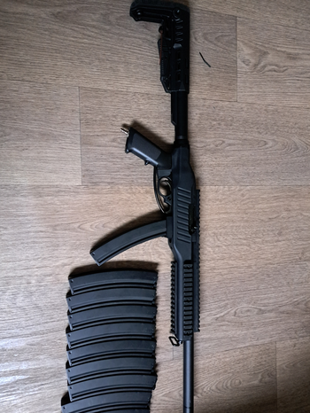 Afbeelding 2 van kc02 met tanuki hpa adapter & 10 cyma midcap magazijnen