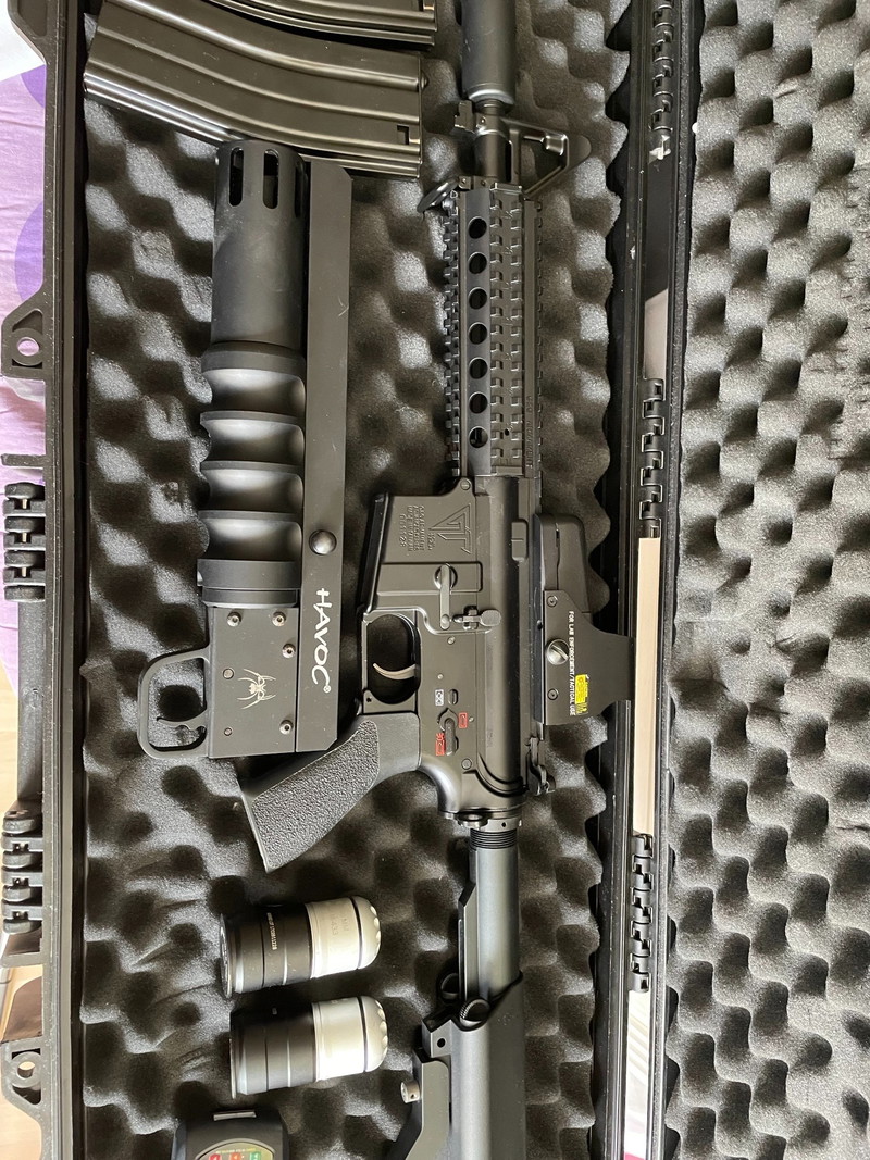 Image 1 pour wapen is twee keer gebruikt stop met de hobby