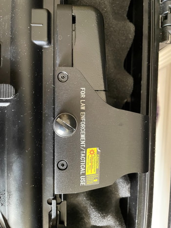 Image 2 pour wapen is twee keer gebruikt stop met de hobby