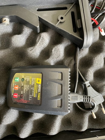 Image 4 pour wapen is twee keer gebruikt stop met de hobby