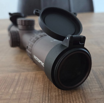 Imagen 3 de Nieuwe VictOptics S6 1-6x24 LVPO Tan Scope