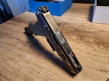 Afbeelding 5 van WE Glock 17 WET edition. + APS Acp Co2 Glock