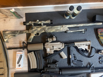 Imagen 2 de LOT Stopzetting Hobby, G&G, AGM, Smith & Wesson, Milady... Met Accessoires