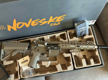 Bild 3 für Réplique N4 NOVESKE EMG CGS 9