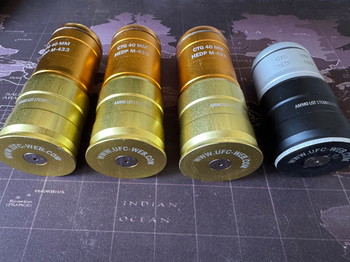 Afbeelding 2 van 4x BB grenade/shell