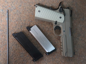 Image 2 pour Nieuwe Tokyo Marui 1911 Desert warrior 4.3 GBB