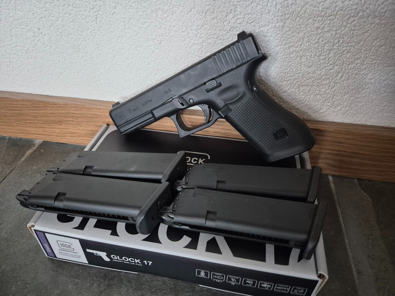 Image 1 pour Glock 17 Gen 5 | 4 magazijnen | Umarex VFC