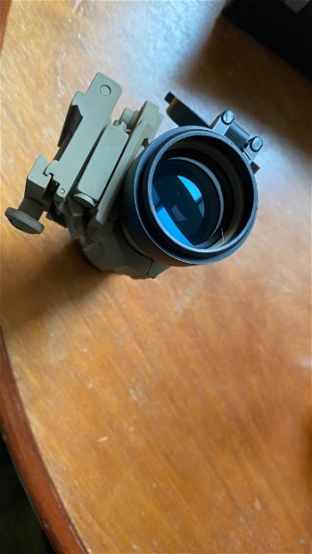 Afbeelding 2 van Flip-up magnifier van Aim-o