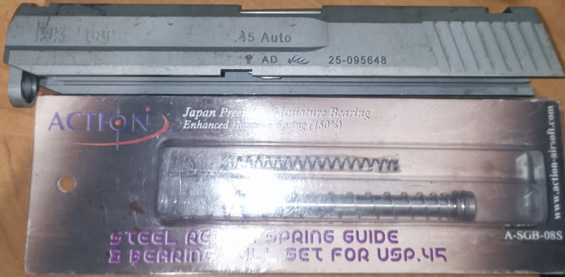 Afbeelding 1 van Couillasse usp 45 HK et action army le guide