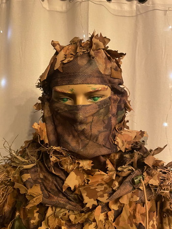 Afbeelding 3 van KMCS 4.1 Dark Forest Ghillie + Balaclava