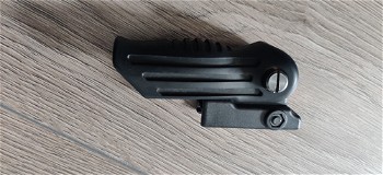 Image 2 for Folding Vertical Foregrip