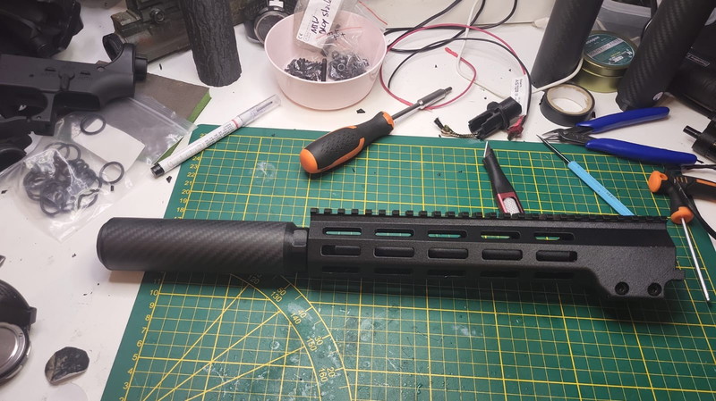 Imagen 1 de 3D printed handguard with outbarrel printed inside of it