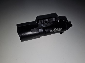 Afbeelding 3 van Surefire X300 ultra replica flashlight