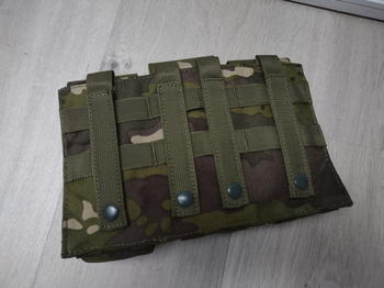 Afbeelding 2 van M4 mag pouch multicam tropic (NIEUW)