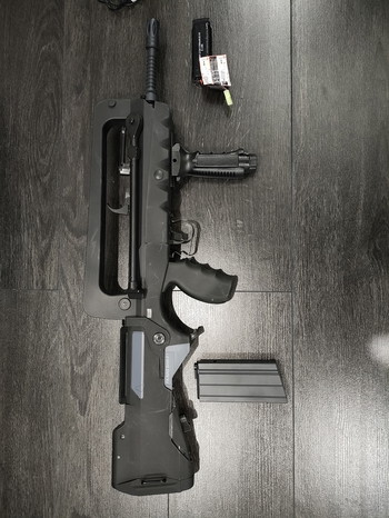 Image 4 pour Cybergun FAMAS F1 (ENKEL AF TE HALEN, PERFECTE STAAT)