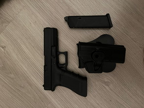 Image pour Umarex Glock 17 gen 4 + Plate carrier.