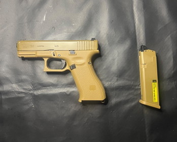 Afbeelding 2 van Umarex Glock 19x Tan