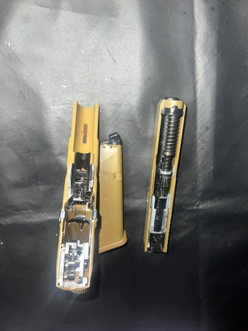 Afbeelding 4 van Umarex Glock 19x Tan