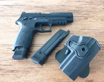 Imagen 3 de VFC Sig Sauer P320-M17 met holster en 2 originele mags