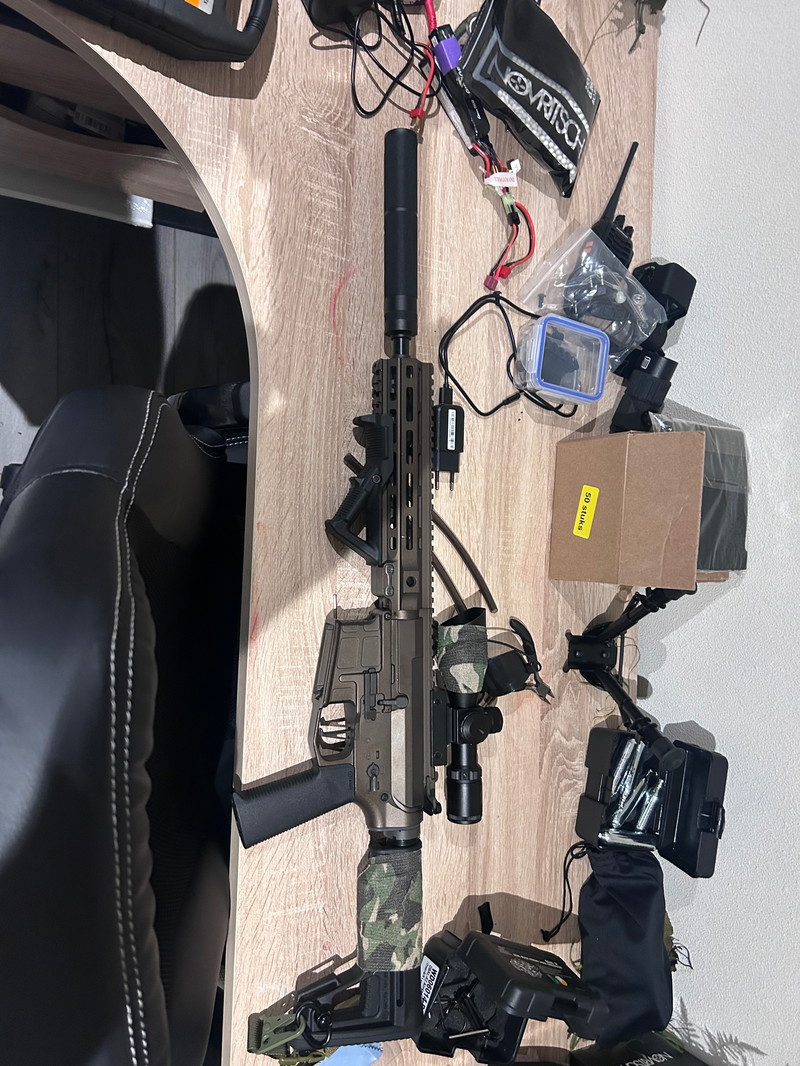 Afbeelding 1 van Ares amoeba m4 model 9 bronze