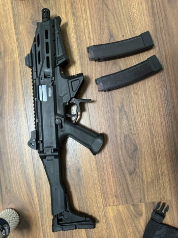 Image 2 for ASG CZ Scorpion EVO 3 A1 met vest (met pouches) en bb's