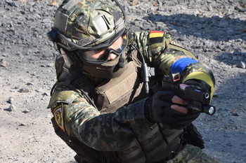 Image 3 for Olight PL-Pro Valkyrie