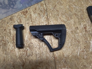 Bild für Daniel defense stock en foregrip