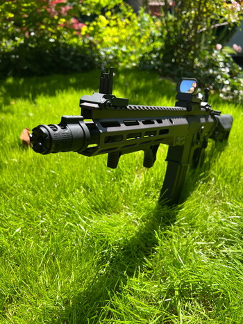 Image 4 for E&C BC-9 COMPETITION -GEN.4- S-AEG MIT BEGADI CORE EFCS / MOSFET & PRO HOPUP -SCHWARZ / SUNSET GRAY - (FREI AB 18 J.) und nachgerüstet, BEGADI PRO NEPTUN M4 / M16 CNC ALU ROTARY HOPUP UNIT