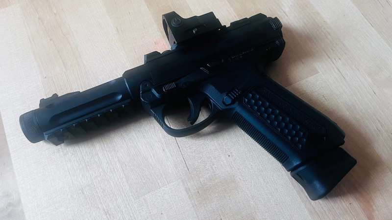 Imagen 1 de Action Army AAP-01 Assassin GBB mit Extras und Upgrades