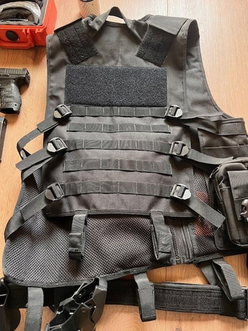 Image 2 for Te koop wegens beëindiging hobby - 1x Umarex Glock 17 Gen 5 en 1x Umarex Walter PPQ GBB met accessoires