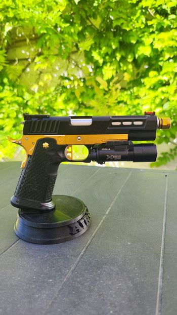 Afbeelding 2 van Hi-Capa 5.1 Full Upgrade Gold Silver