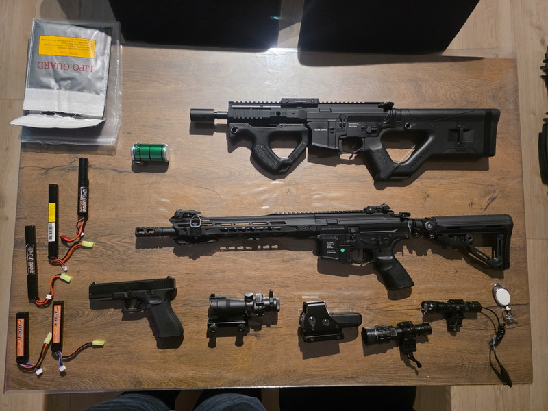 Bild 1 für Compleet repliaset ICS ICS CXP-MARS Carbine MTR Stock / CS HERA ARMS CQR / Umarex Glock 17 Gen4 / Strataim Epsilon Impact Grenade + veel accessoires