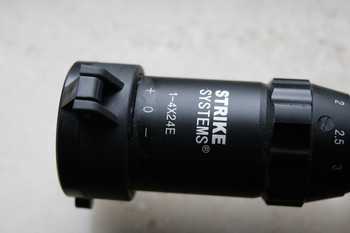 Imagen 4 de Short dot 1-4x24