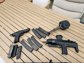Afbeelding 3 van TM MP7 met DRUMMAG + AAP met 3 mags